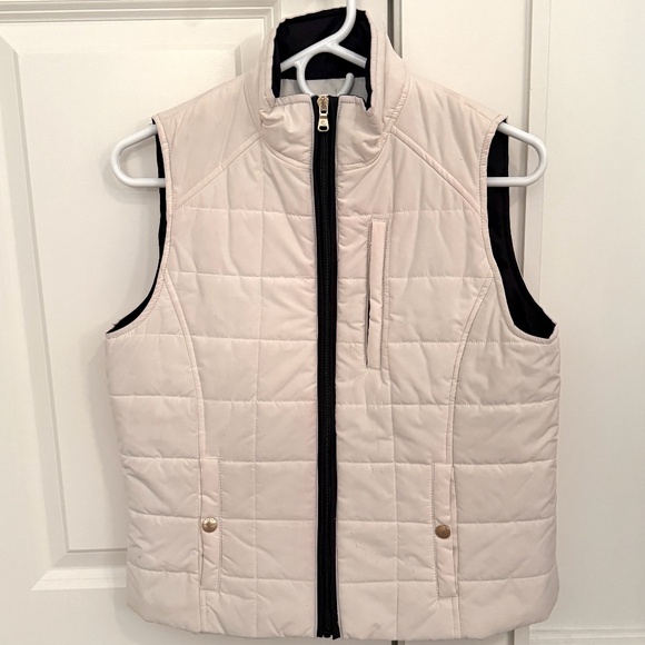 Lauren Ivory Quilted Vest with Black Lining - Size Petite Medium - Perfect Cond - Picture 1 of 2